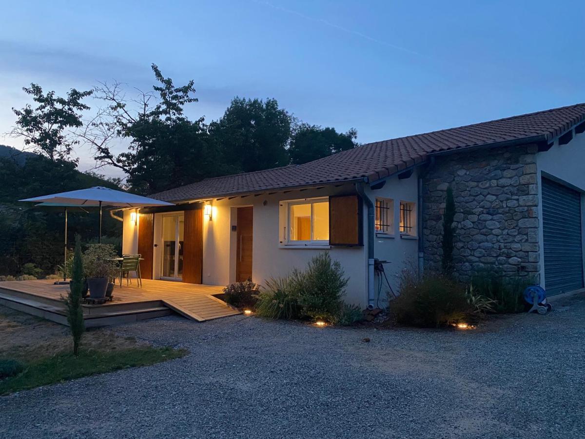 La Petite Caserne - Gite 4 étoiles - Pont-de-Labeaume Exterior foto